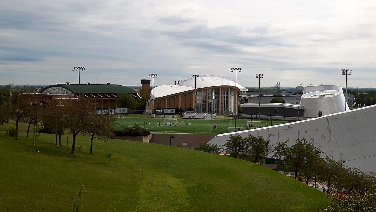 Pierre Charbonneau Centre